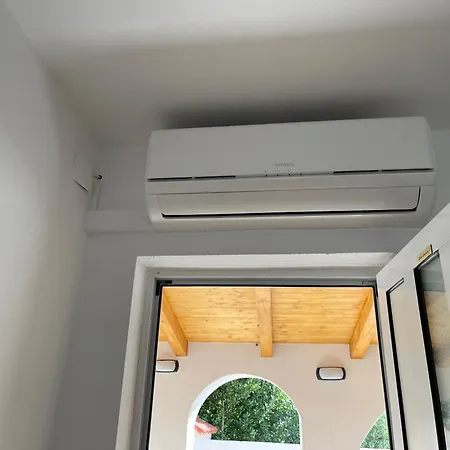 Rudi I Ljubica Apartmán Murter