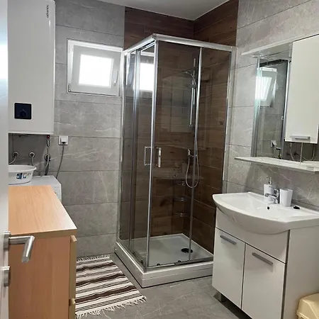 Apartman Rudi I Ljubica *